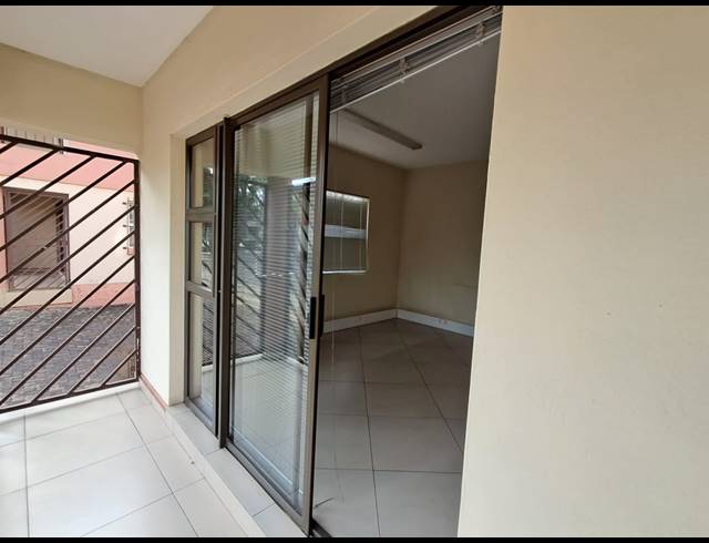 180M² OFFICE TO LET IN THREE RIVERS PROPER